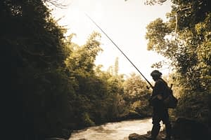 Angler am Fluss